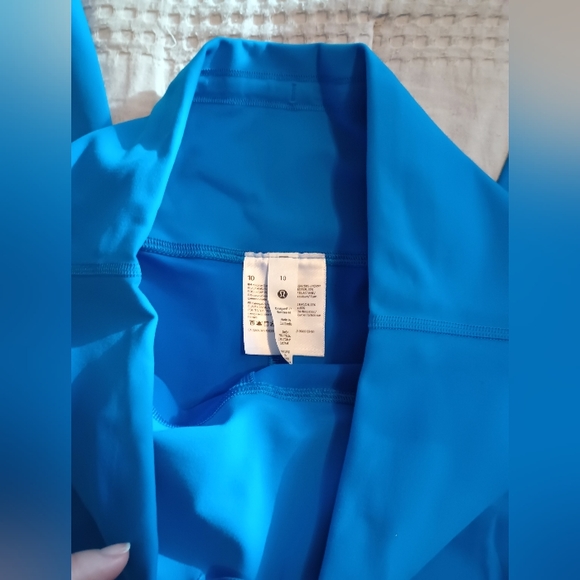 **SOLD** NWOT Lululemon limited edition leggings - Picture 4 of 5